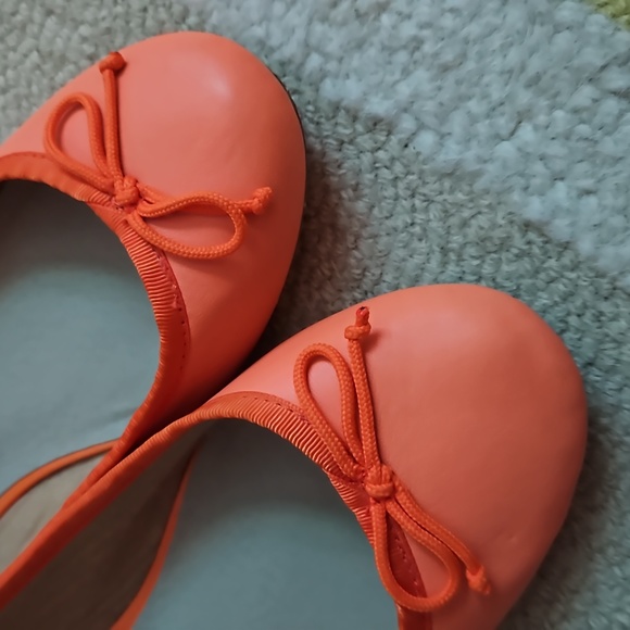 Gap Leather Ballet Flat - Picture 2 of 11